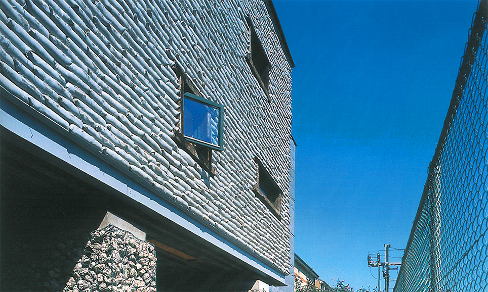 Sarah Wigglesworth Architects' Straw Bale House Architectural Review