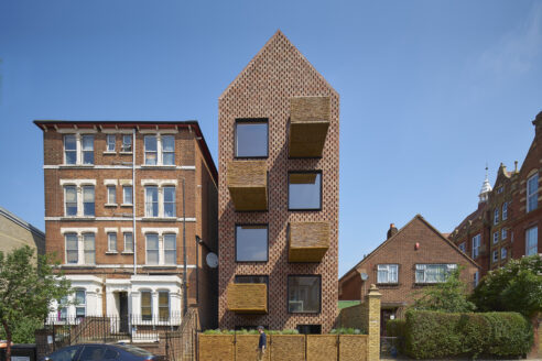 Em 160809 amin taha barrett's grove 067