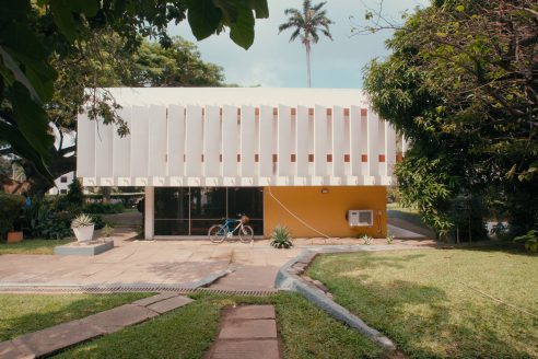 Tropical-Modernism-Architectural-Review-film-still-knust-492x328.jpg