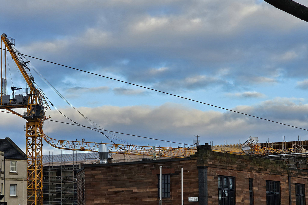 Two hurt in Edinburgh crane collapse - Vimarsana News