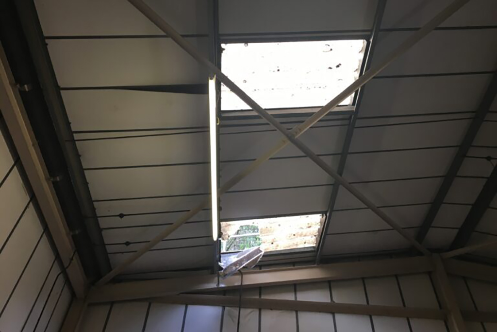 Roofing firm fined over two falls - Vimarsana News