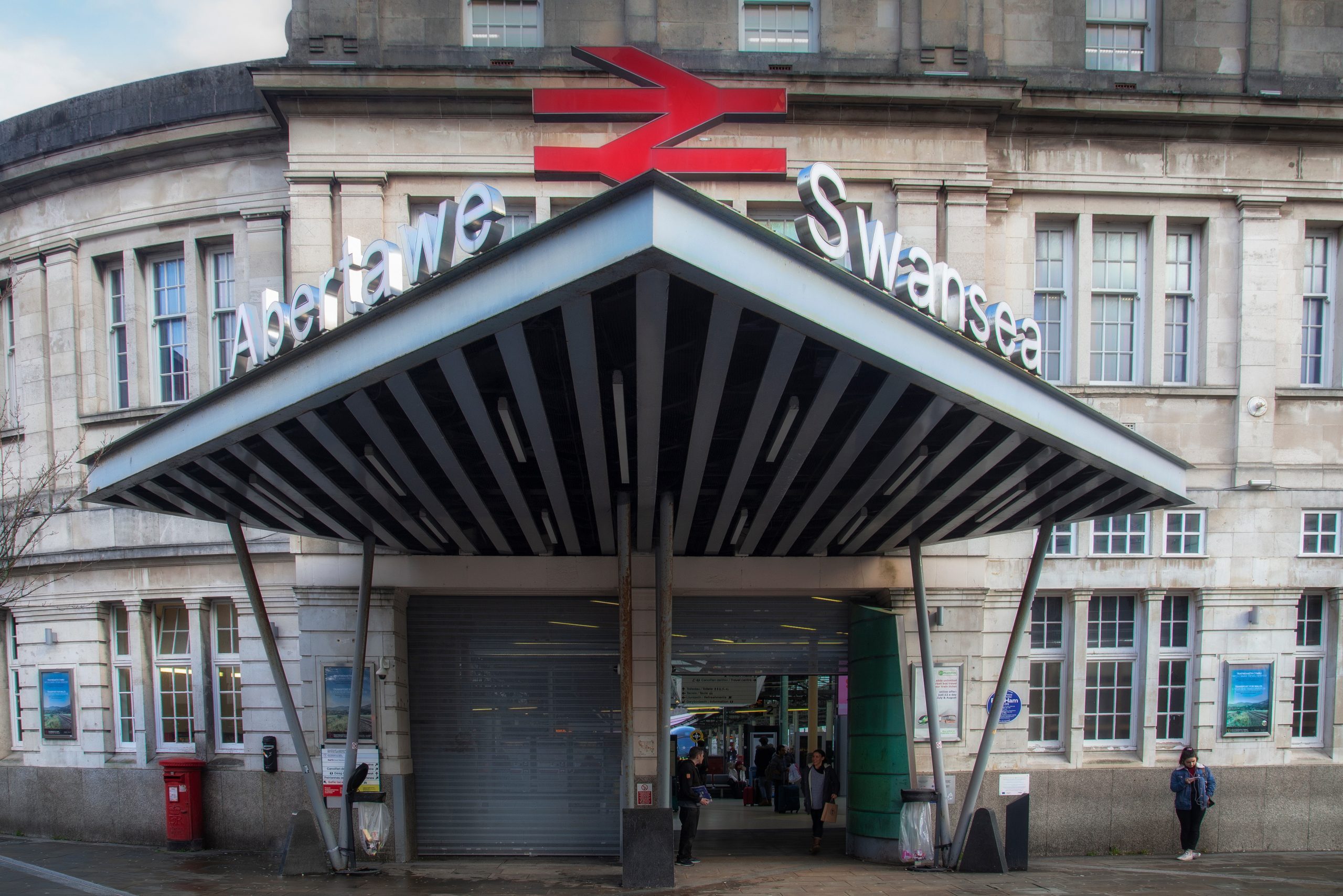 Electrification should be prioritised to deliver West Wales Metro