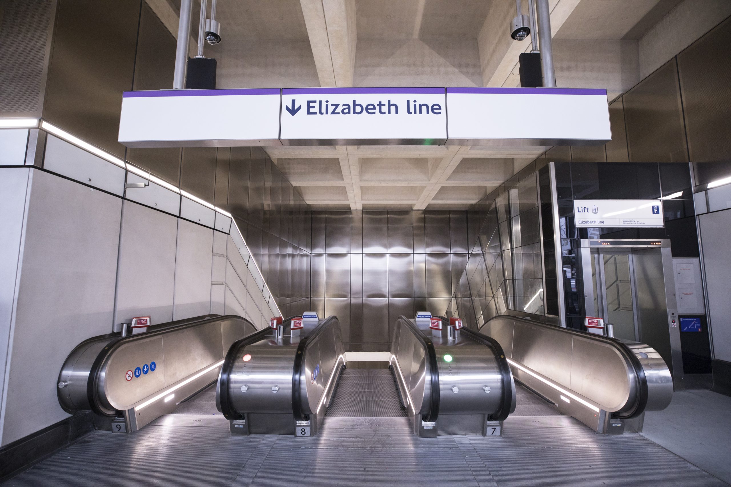 Crossrail TfL Begins Direct Through Running Elizabeth Line Services crossrail-tfl-begins-direct-through-running-elizabeth-line-services