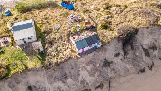 Campaigner who lost Hemsby house to coastal erosion takes government climate plans to High Court - Vimarsana News