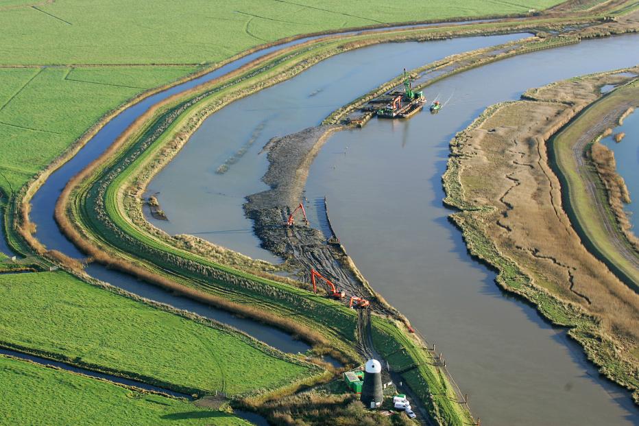 Norfolk Broads: Environment Agency to carry out River Yare embankment upgrades - Vimarsana News